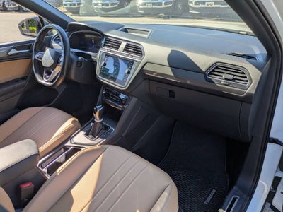 2023 Volkswagen Tiguan SE R-Line Black