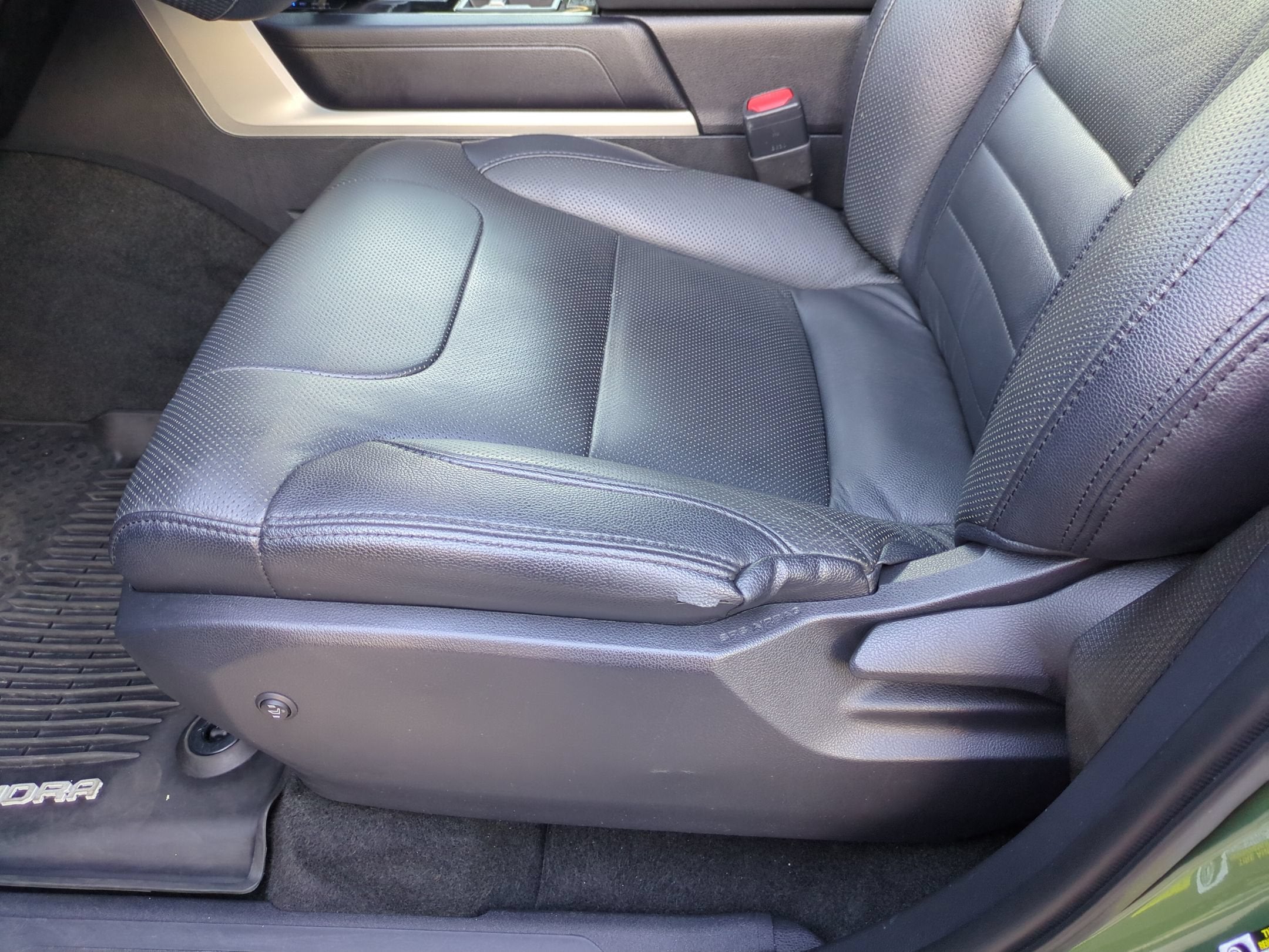 2023 Toyota Tundra 4WD SR5