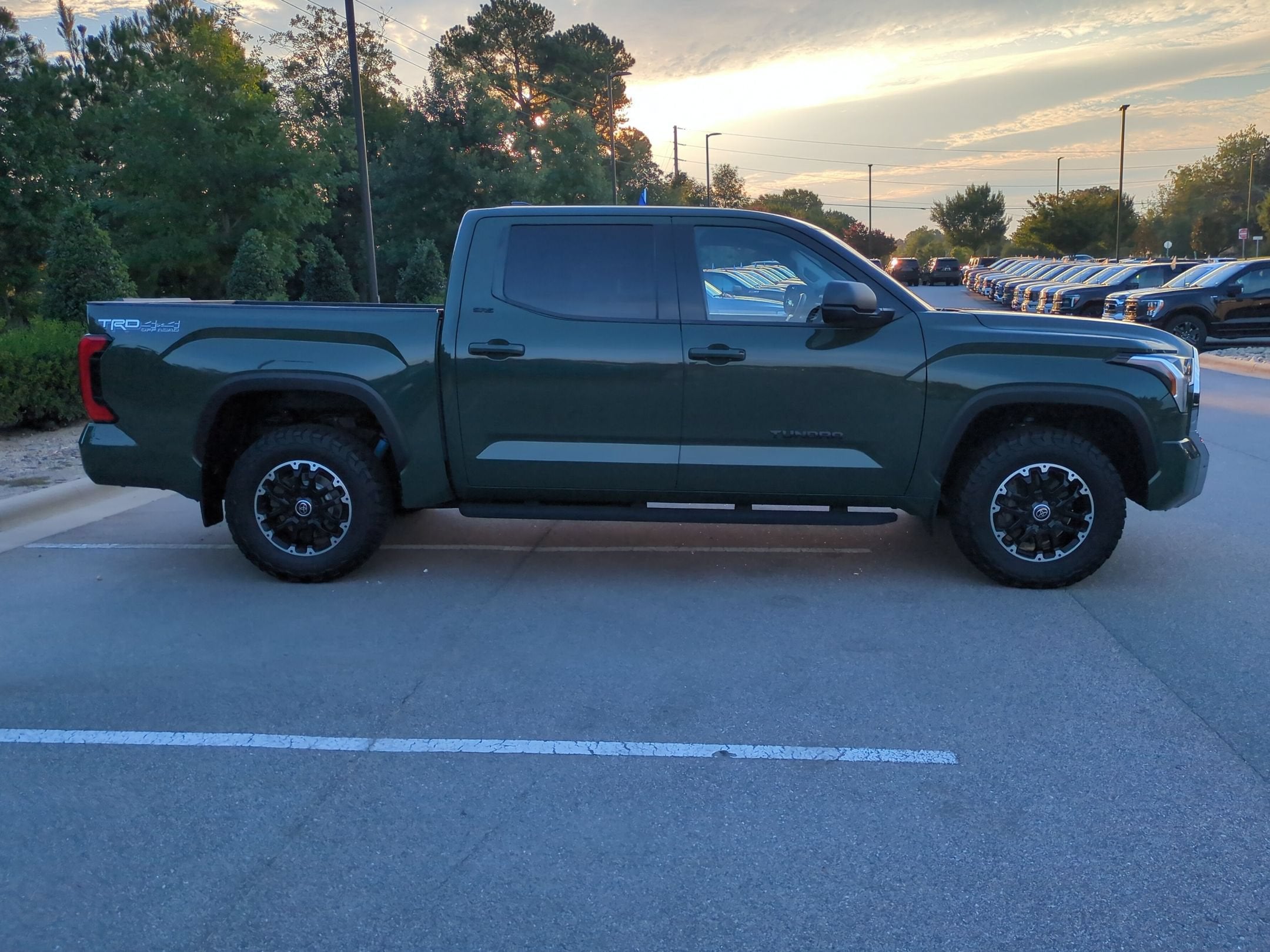 2023 Toyota Tundra 4WD SR5