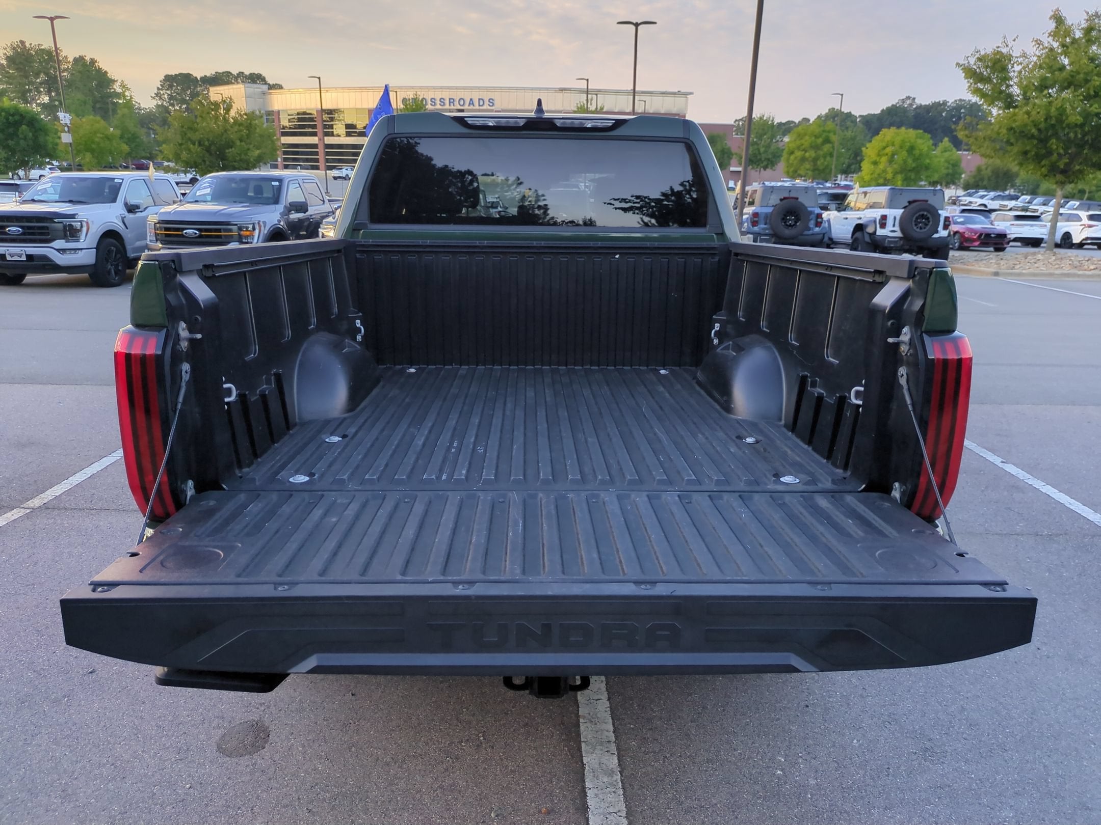 2023 Toyota Tundra 4WD SR5