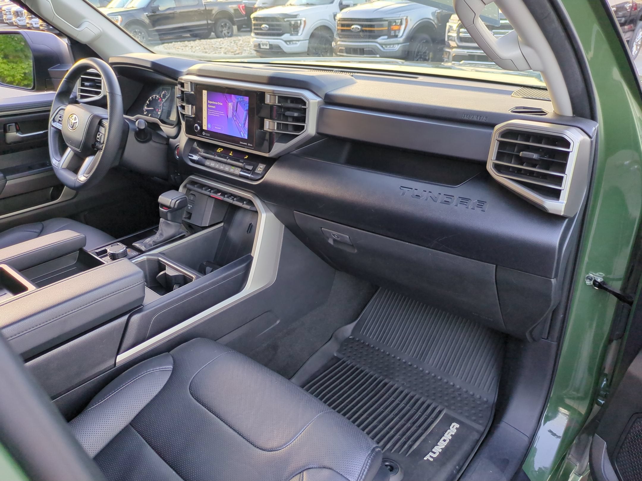2023 Toyota Tundra 4WD SR5