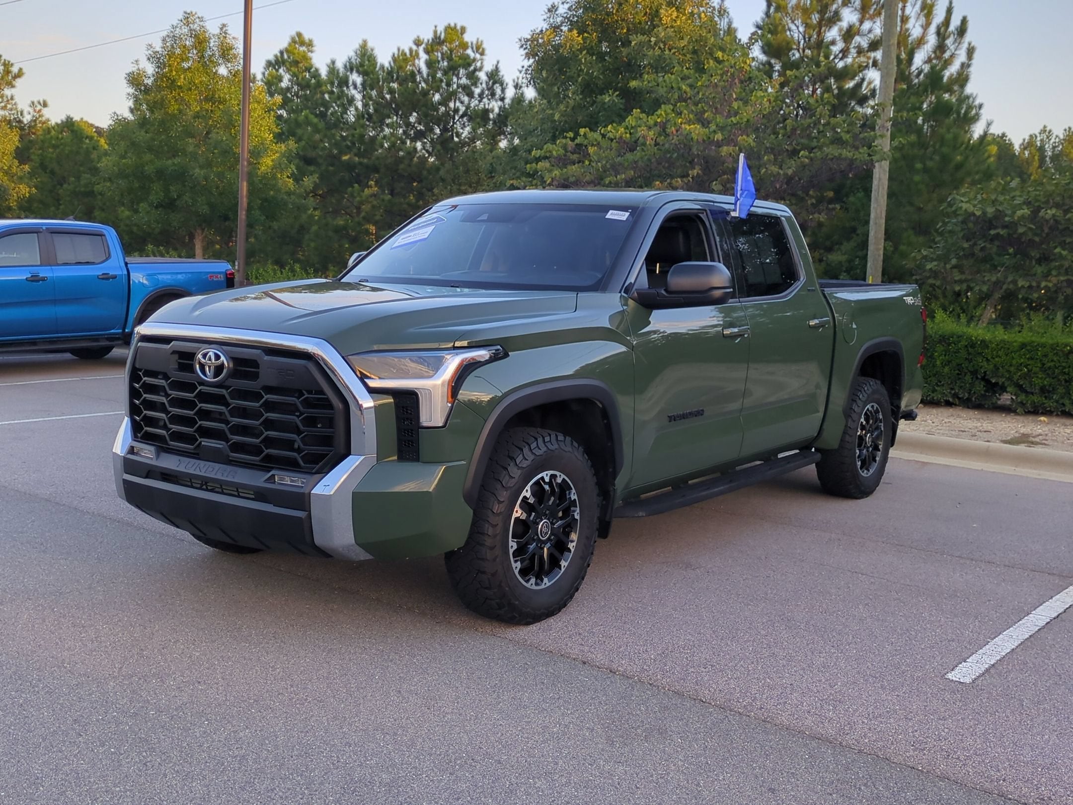 2023 Toyota Tundra 4WD SR5