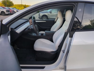 2024 Tesla Model Y Long Range