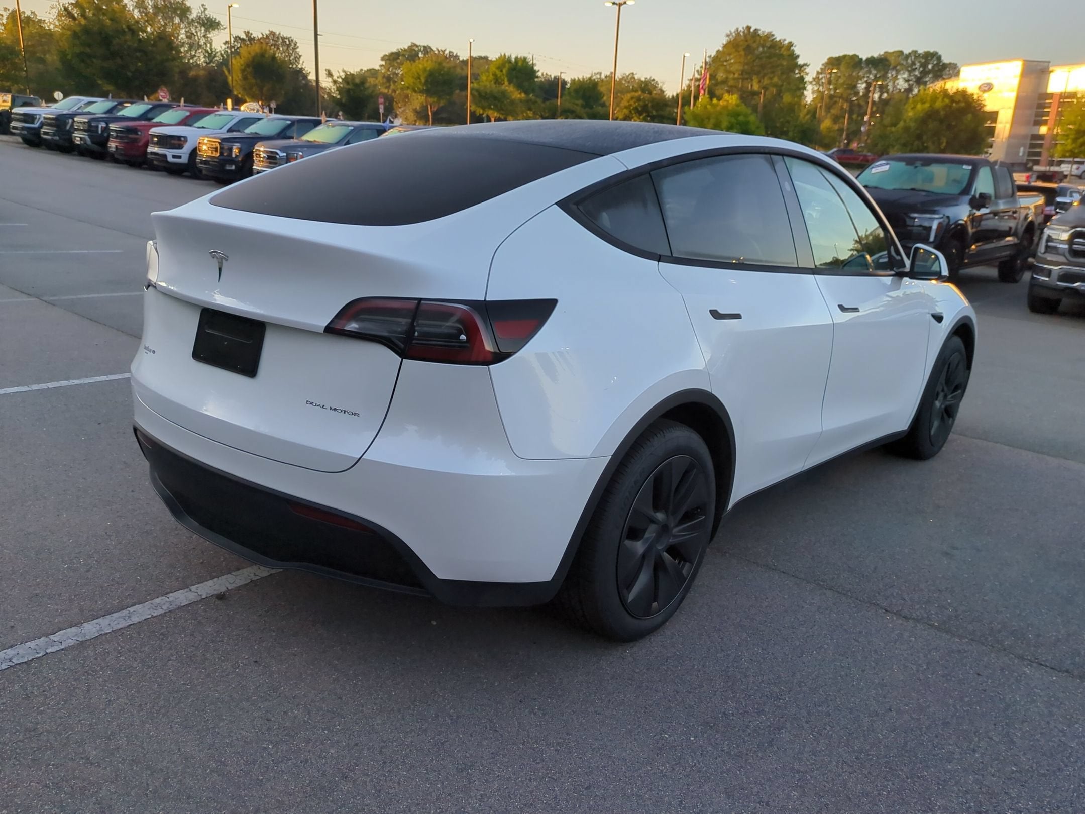 2024 Tesla Model Y Long Range