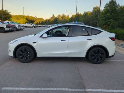 2024 Tesla Model Y Long Range
