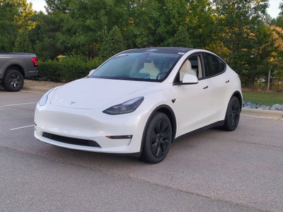 2024 Tesla Model Y Long Range