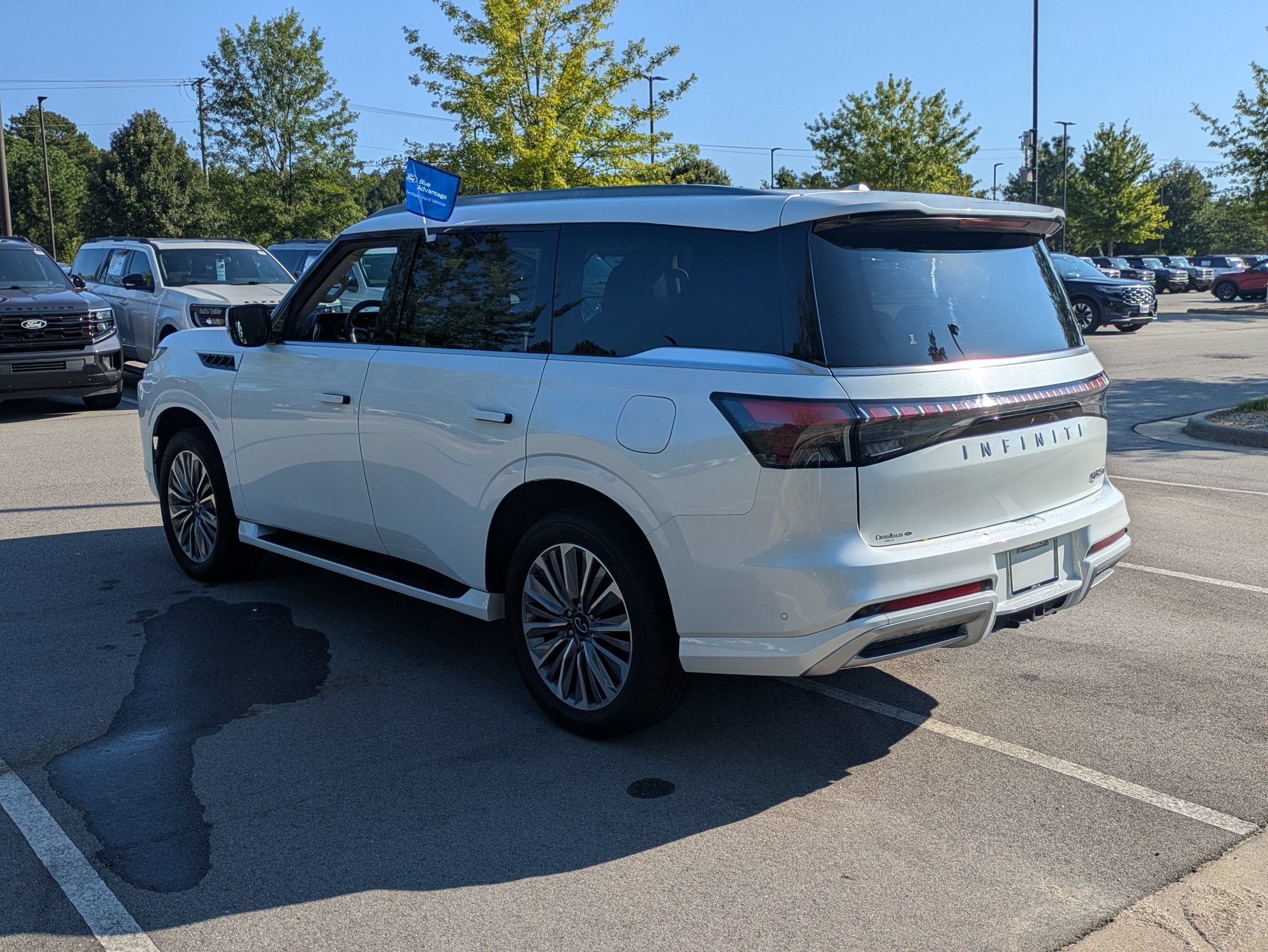 2025 INFINITI QX80 SENSORY