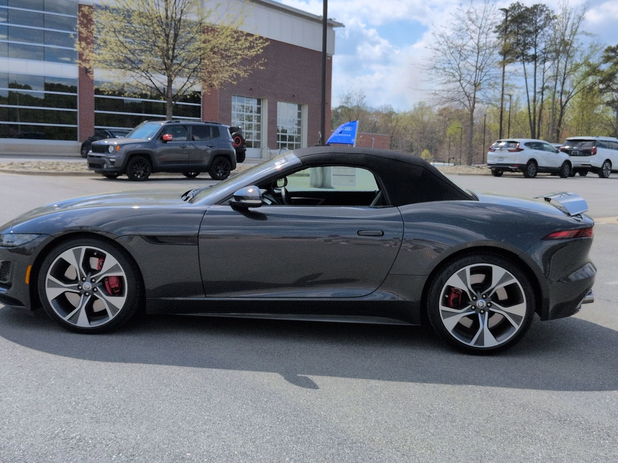 2024 Jaguar F-TYPE R-Dynamic