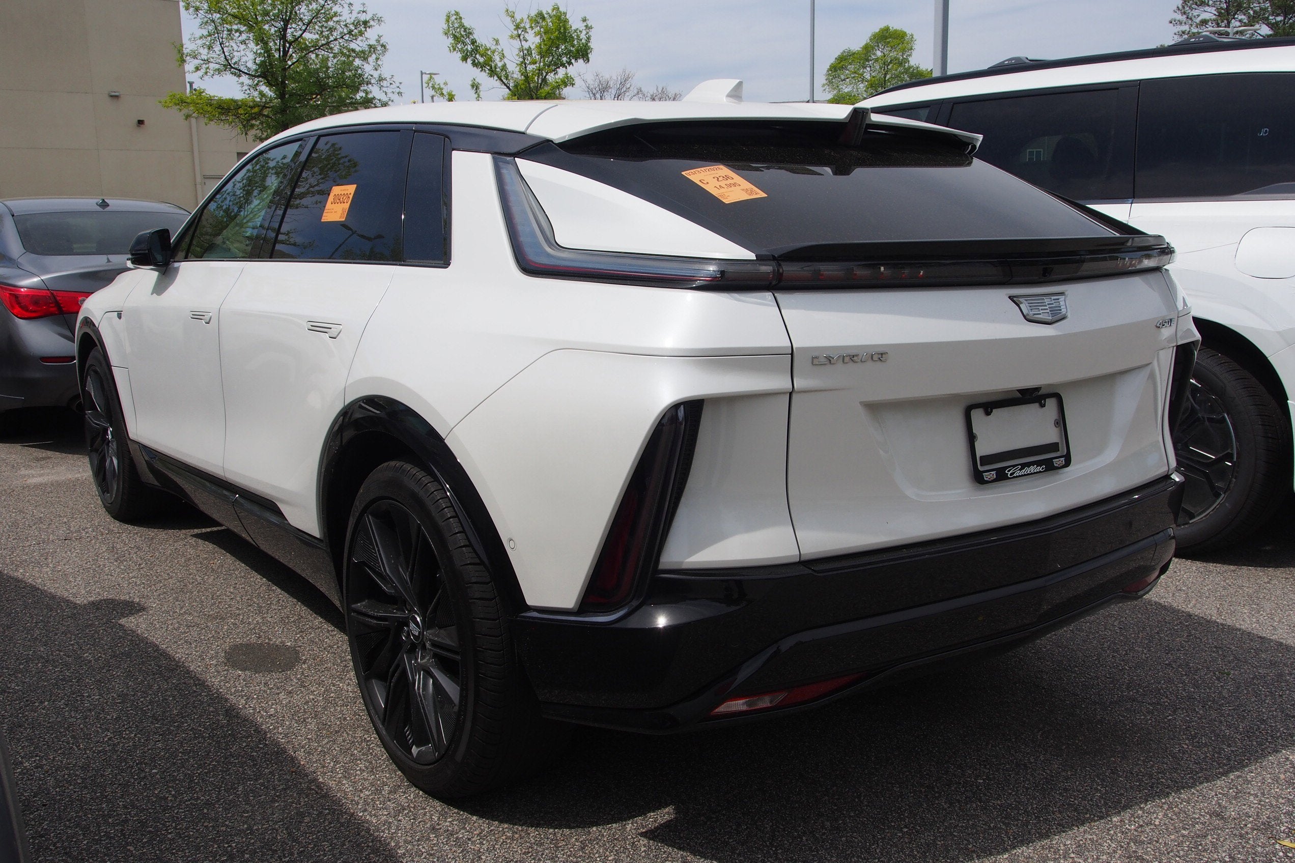 2024 Cadillac LYRIQ Sport