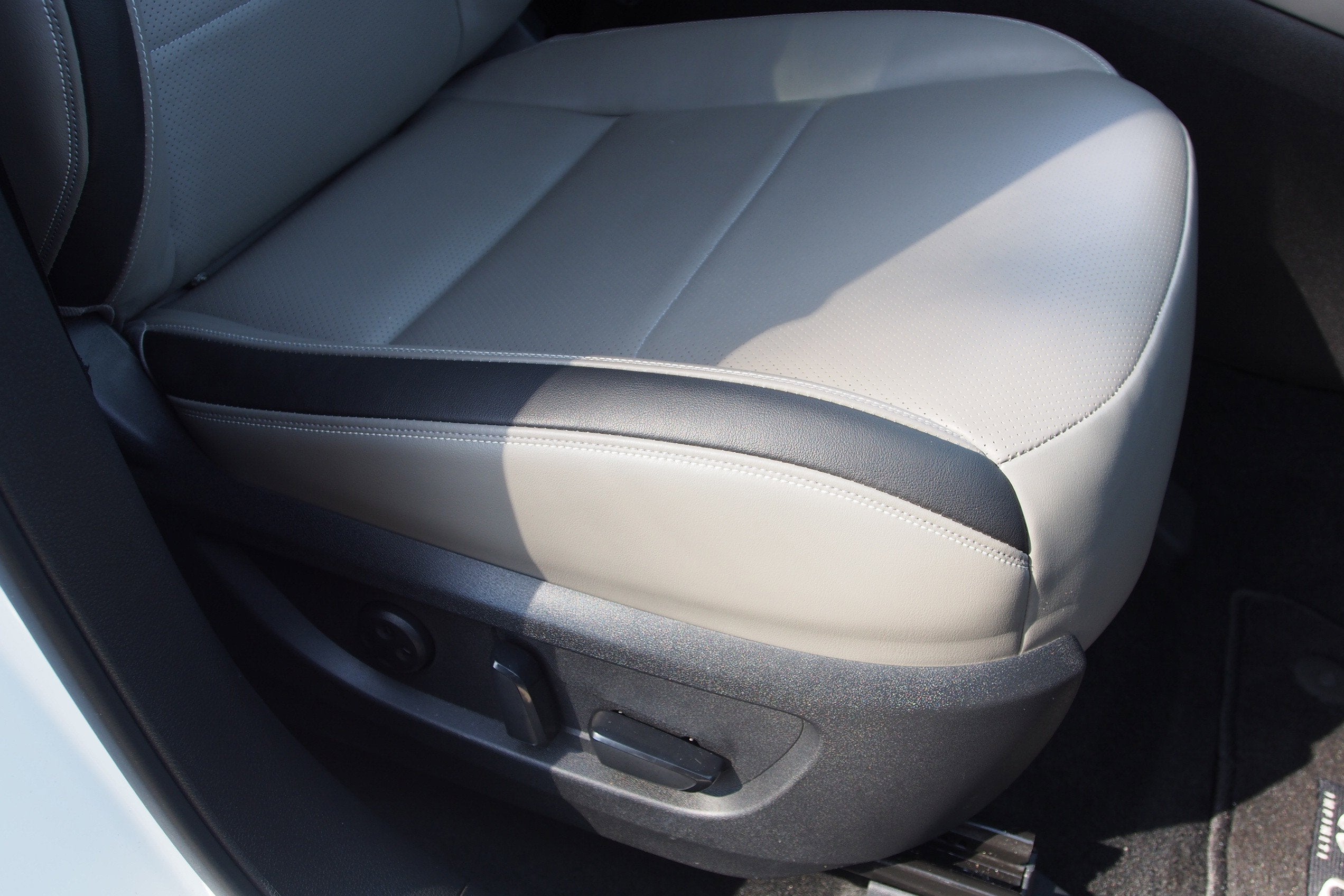 2023 INFINITI QX50 SENSORY