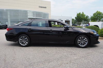 2019 Toyota Avalon XLE