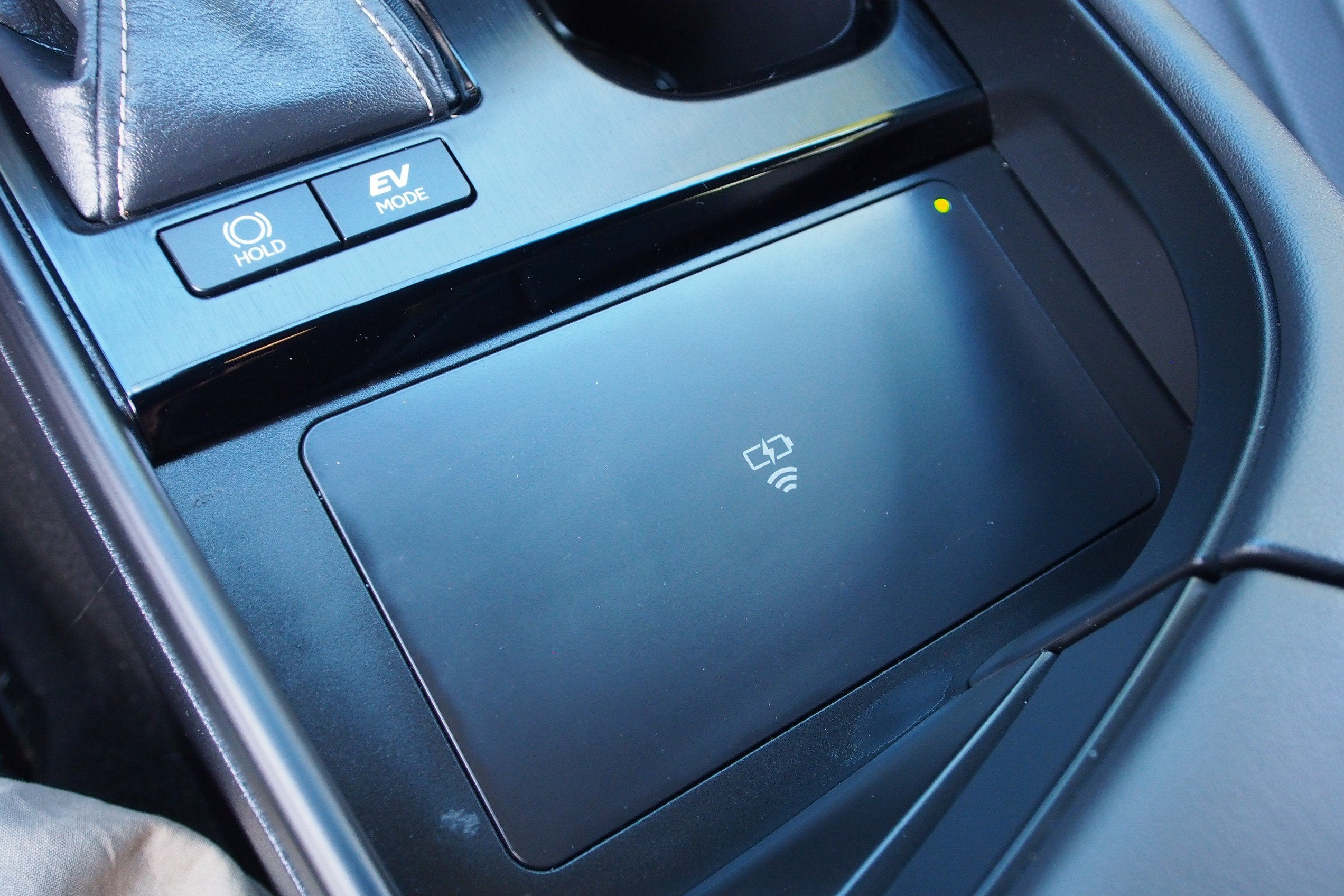 2023 Lexus ES ES 300h F SPORT Handling