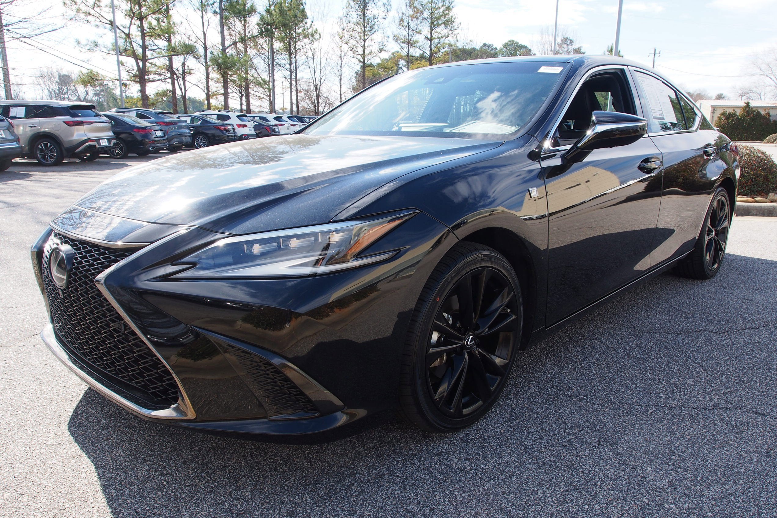 2023 Lexus ES ES 300h F SPORT Handling