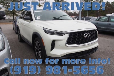 2023 INFINITI QX60 LUXE