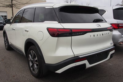 2023 INFINITI QX60 LUXE