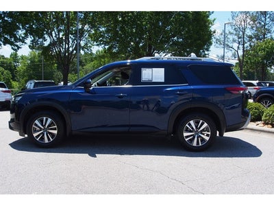 2024 Nissan Pathfinder SL