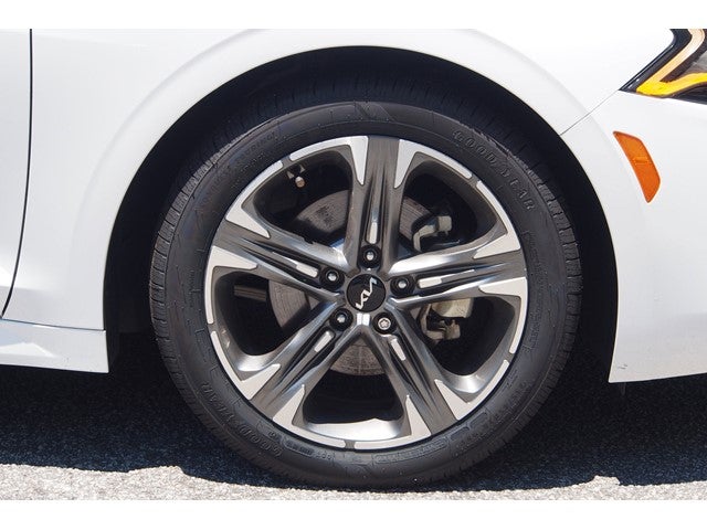 2023 Kia K5 EX