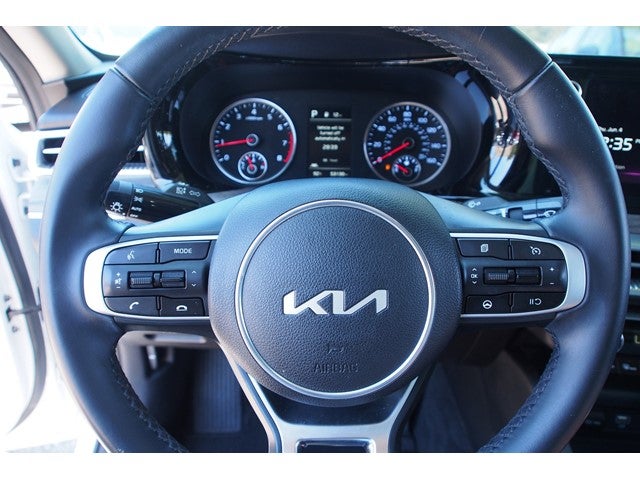 2023 Kia K5 EX