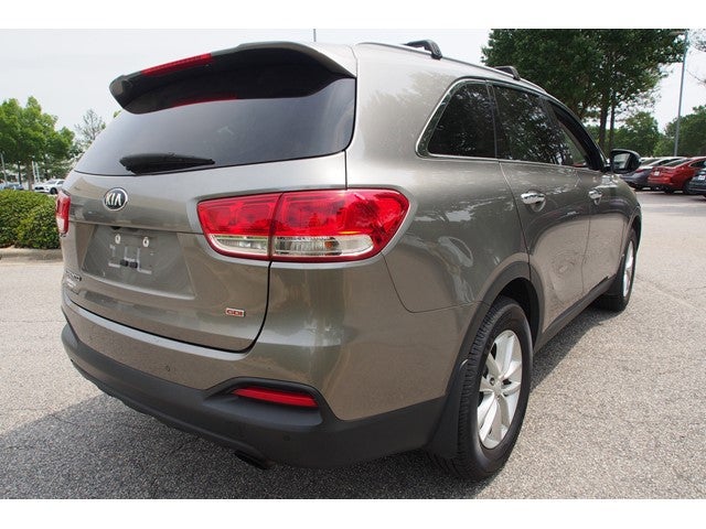 2017 Kia Sorento LX