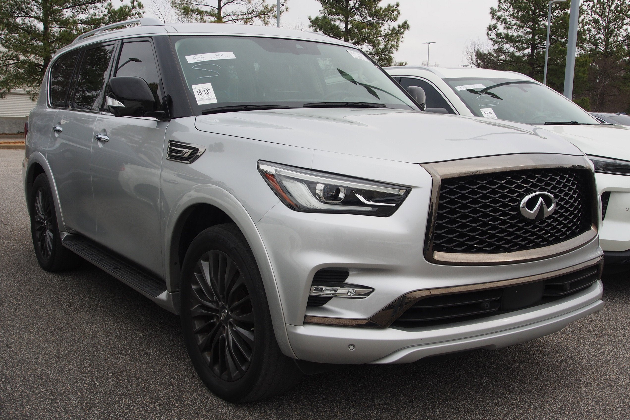 2022 INFINITI QX80 PREMIUM SELECT
