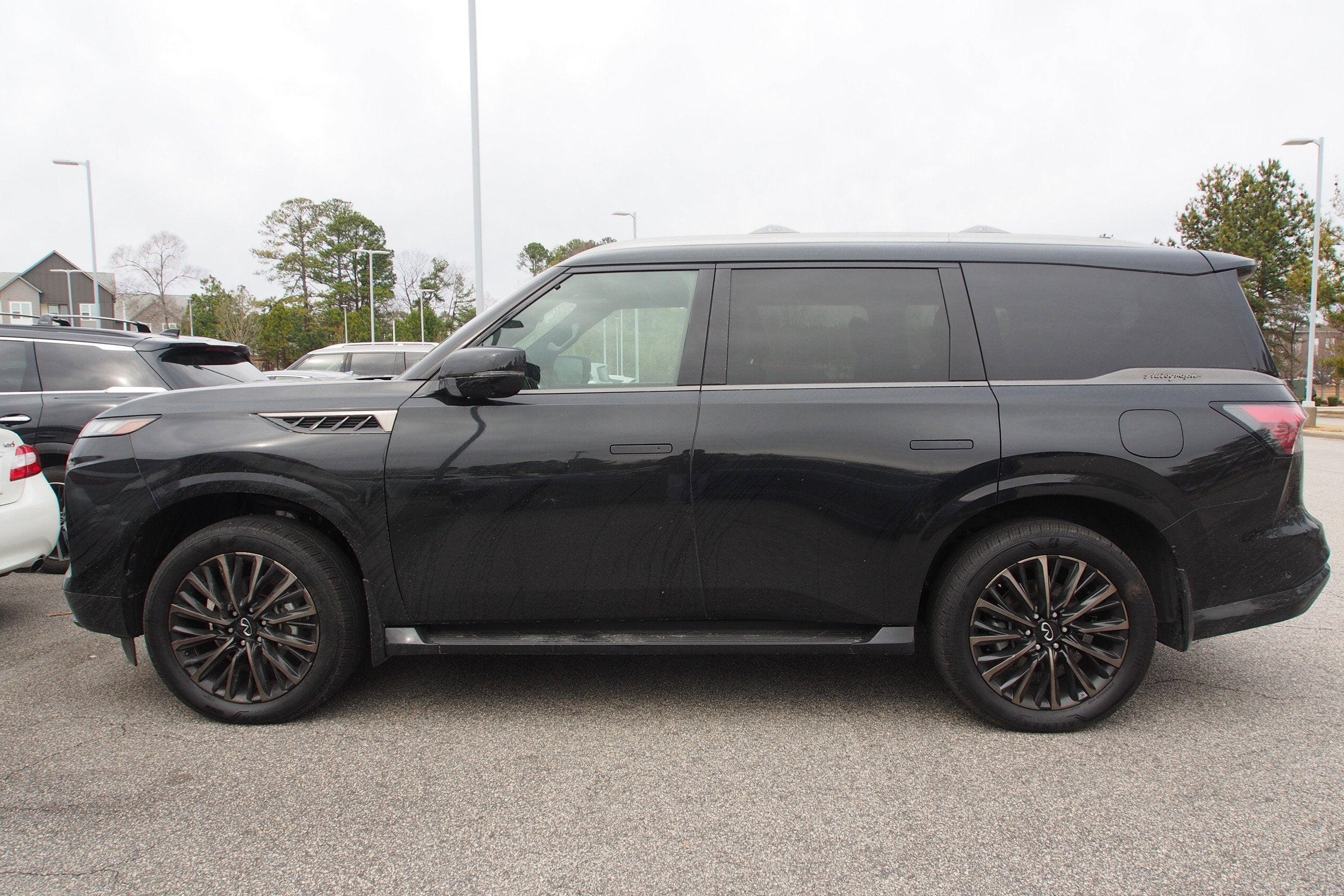 2025 INFINITI QX80 AUTOGRAPH