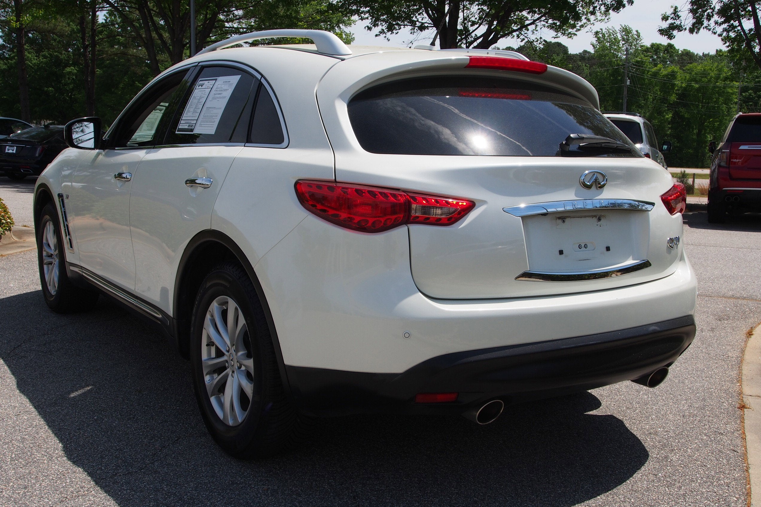 2017 INFINITI QX70 Base