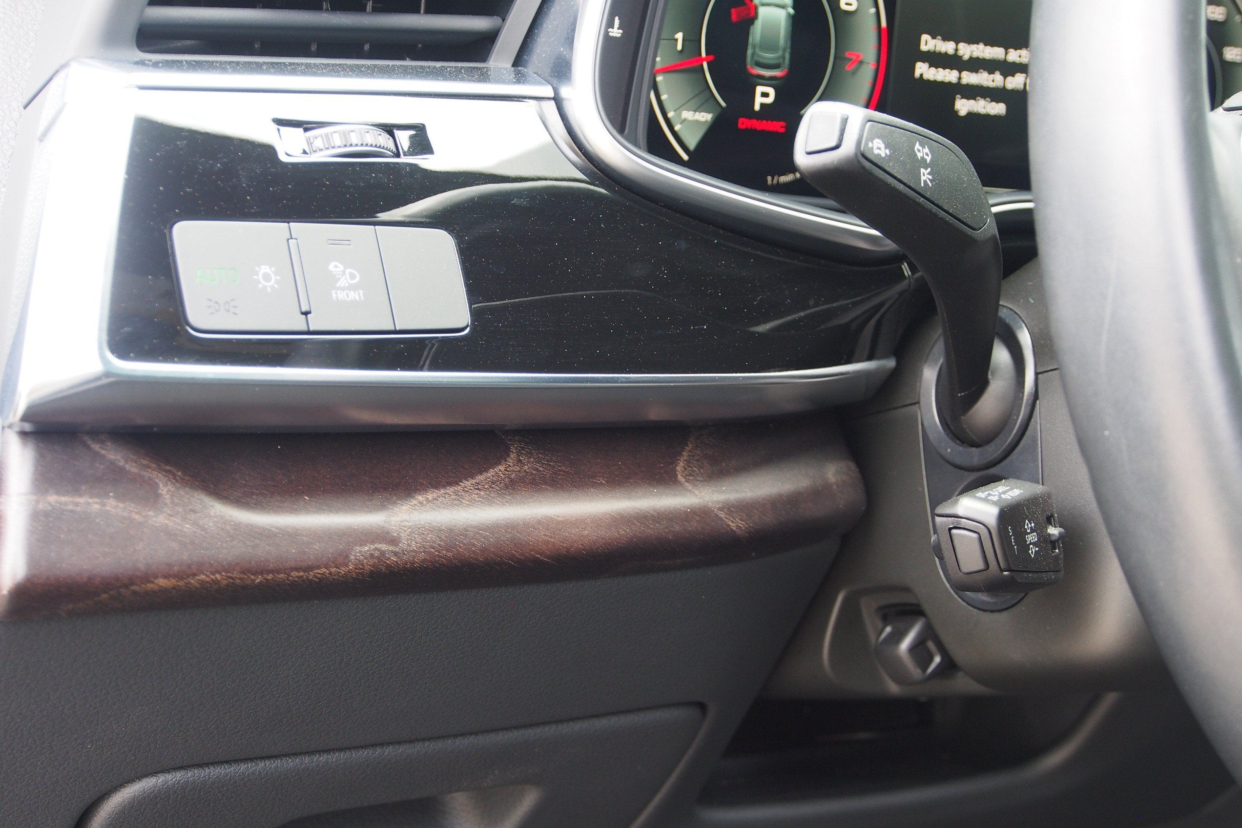 2022 Audi Q8 Premium Plus