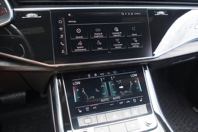 2022 Audi Q8 Premium Plus