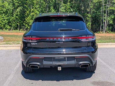 2023 Porsche Macan Base