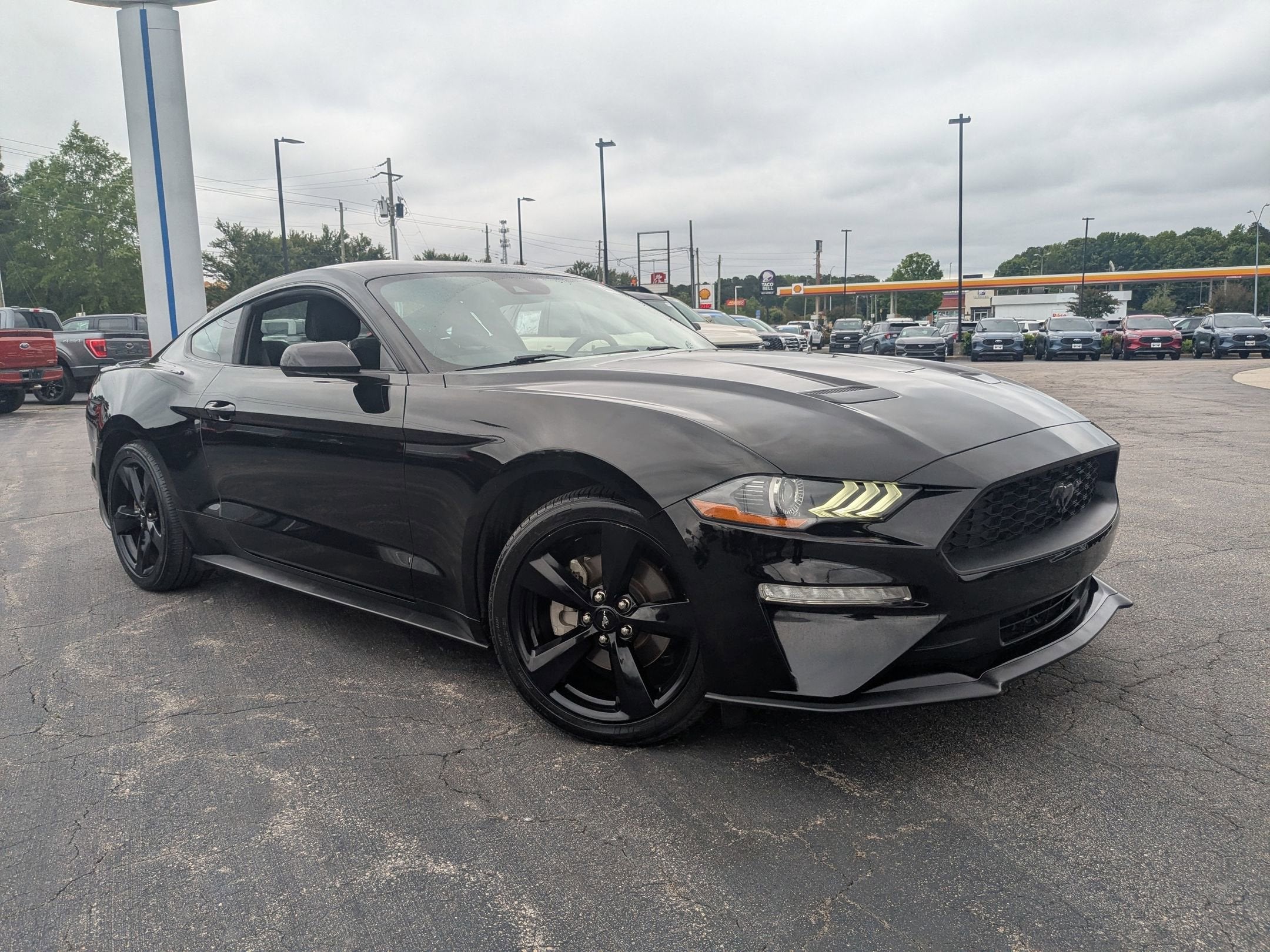 2021 Ford Mustang EcoBoost