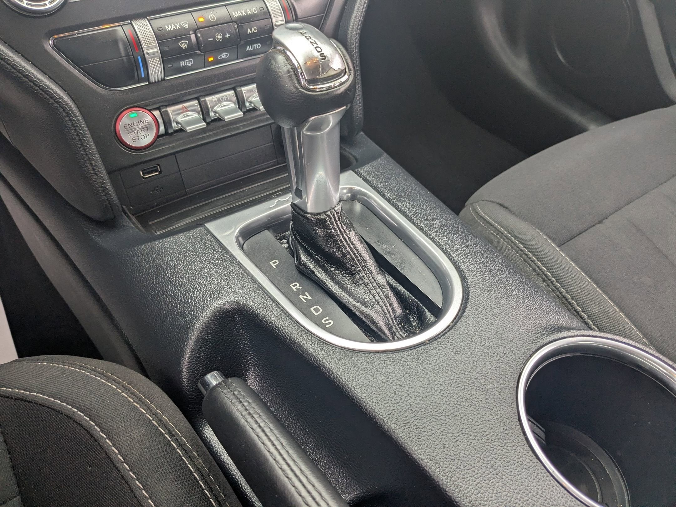 2021 Ford Mustang EcoBoost