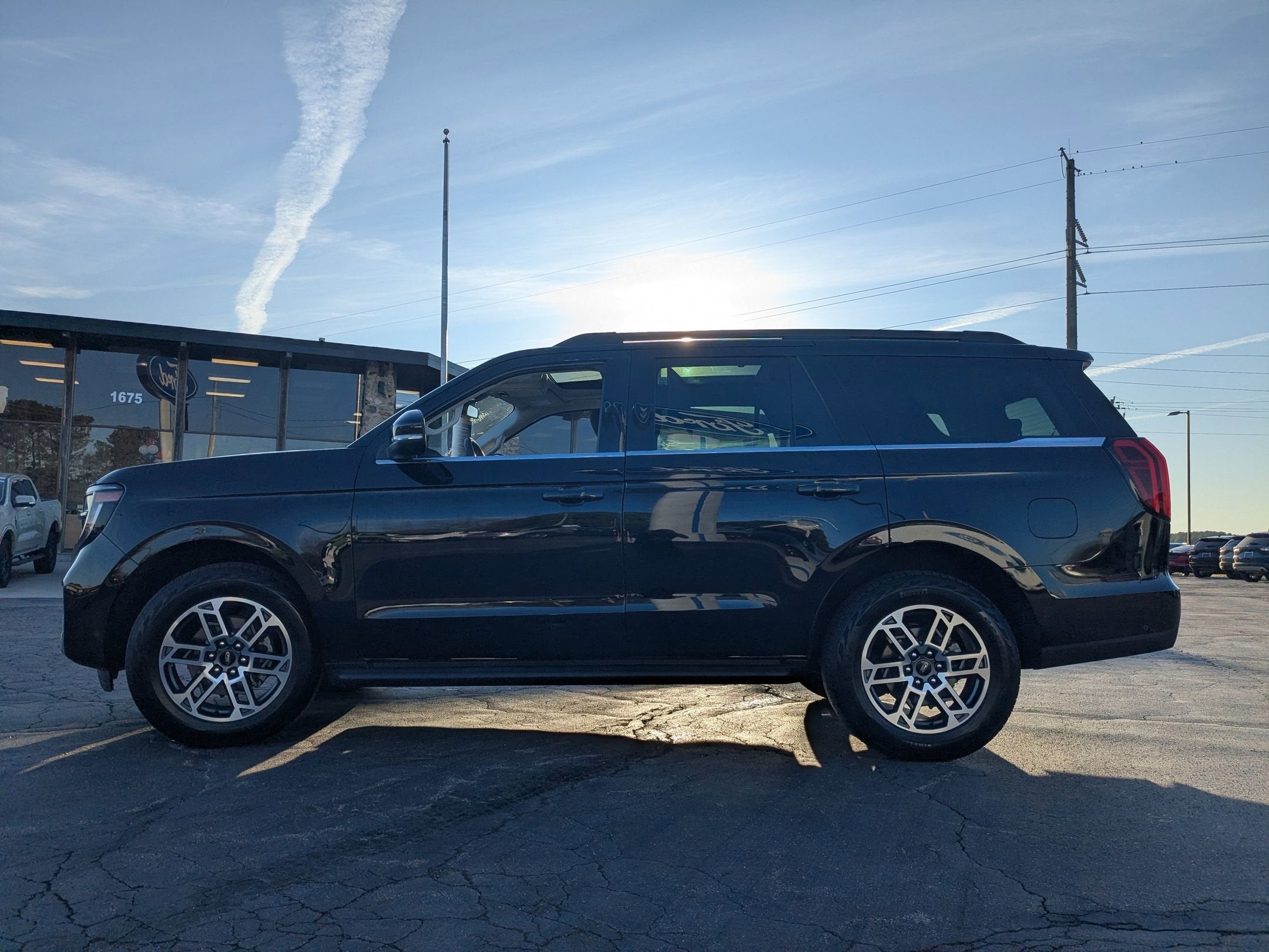 2025 Ford Expedition Active