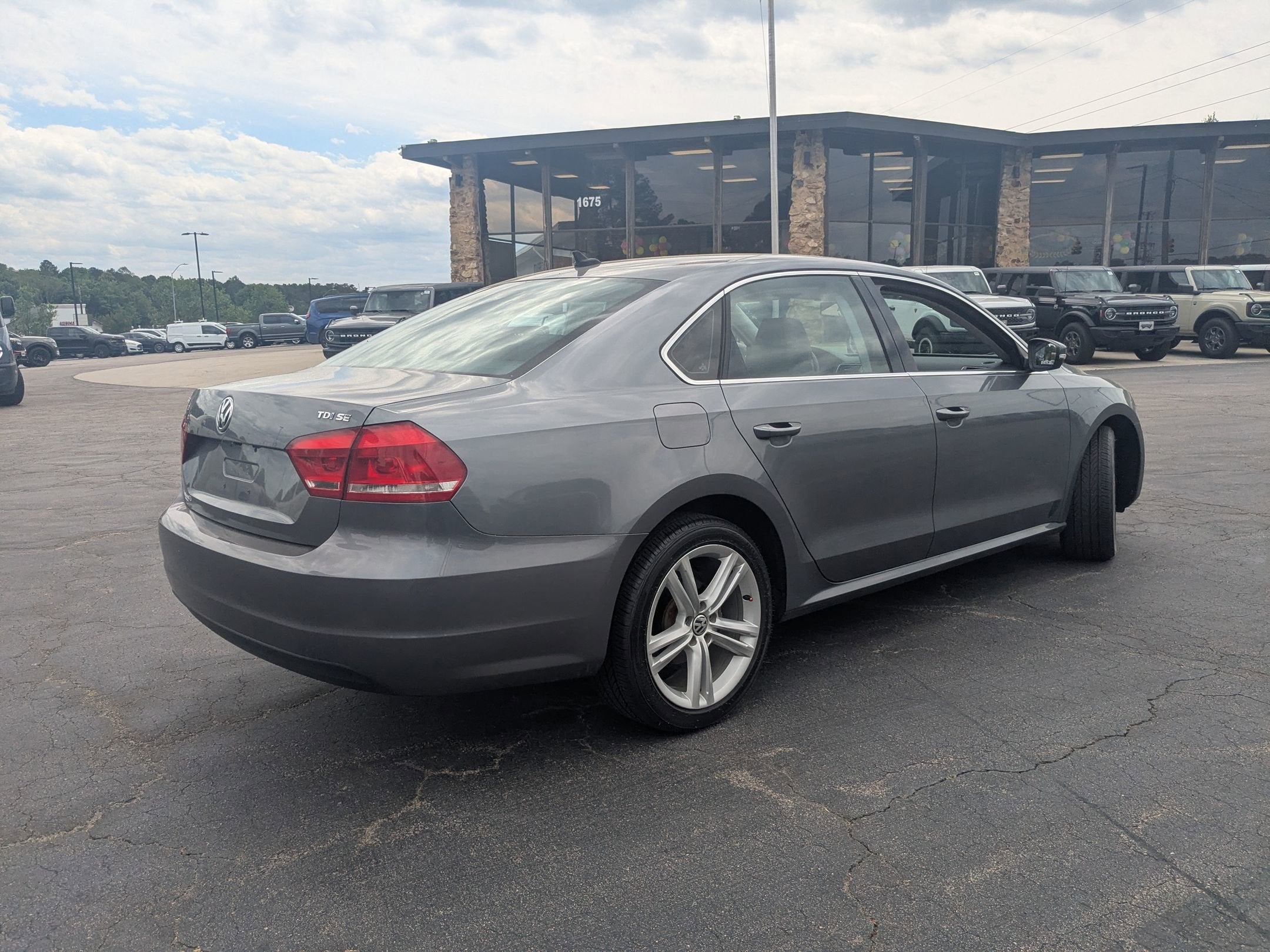 2014 Volkswagen Passat TDI SE