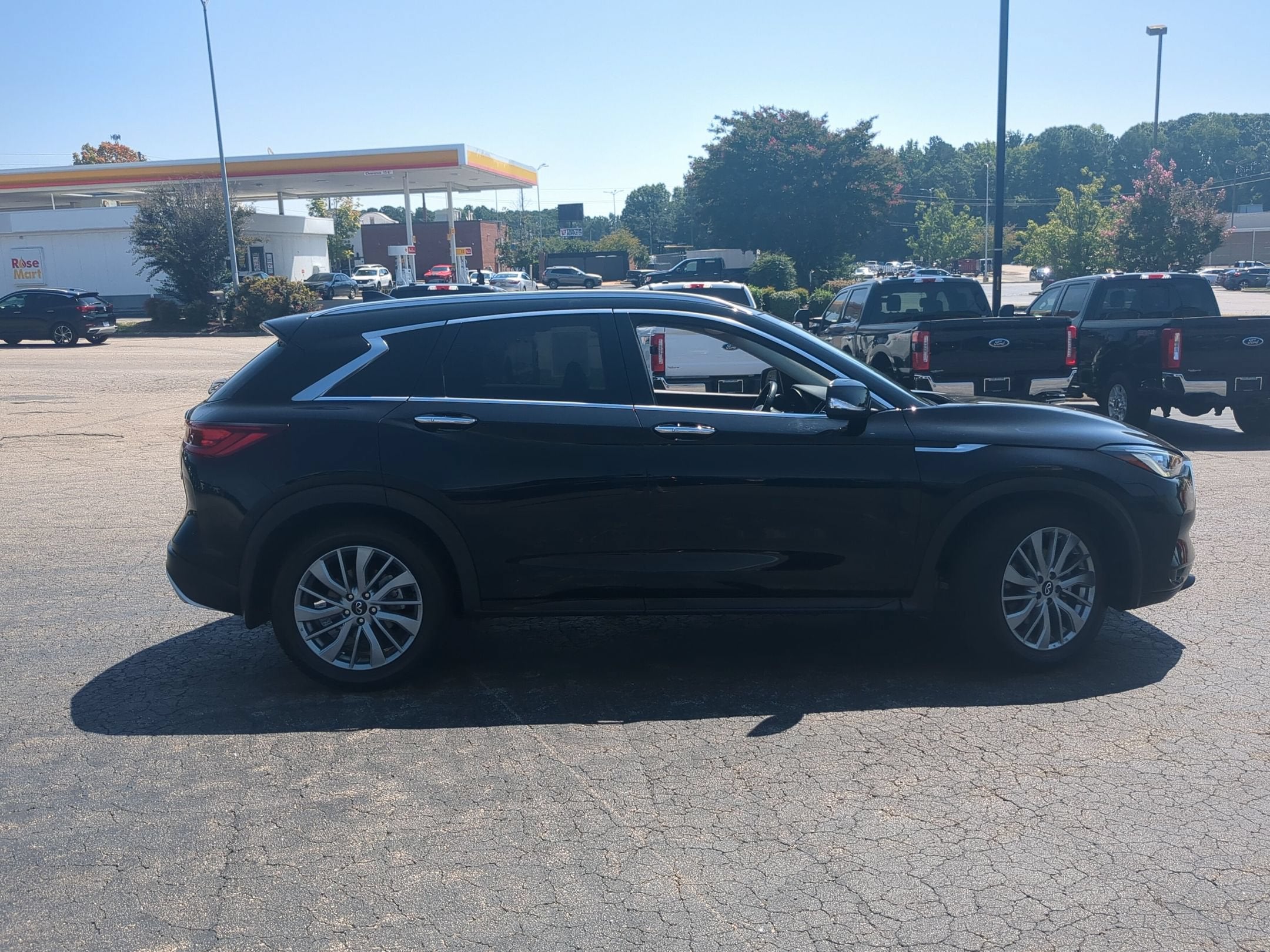 2025 INFINITI QX50 LUXE
