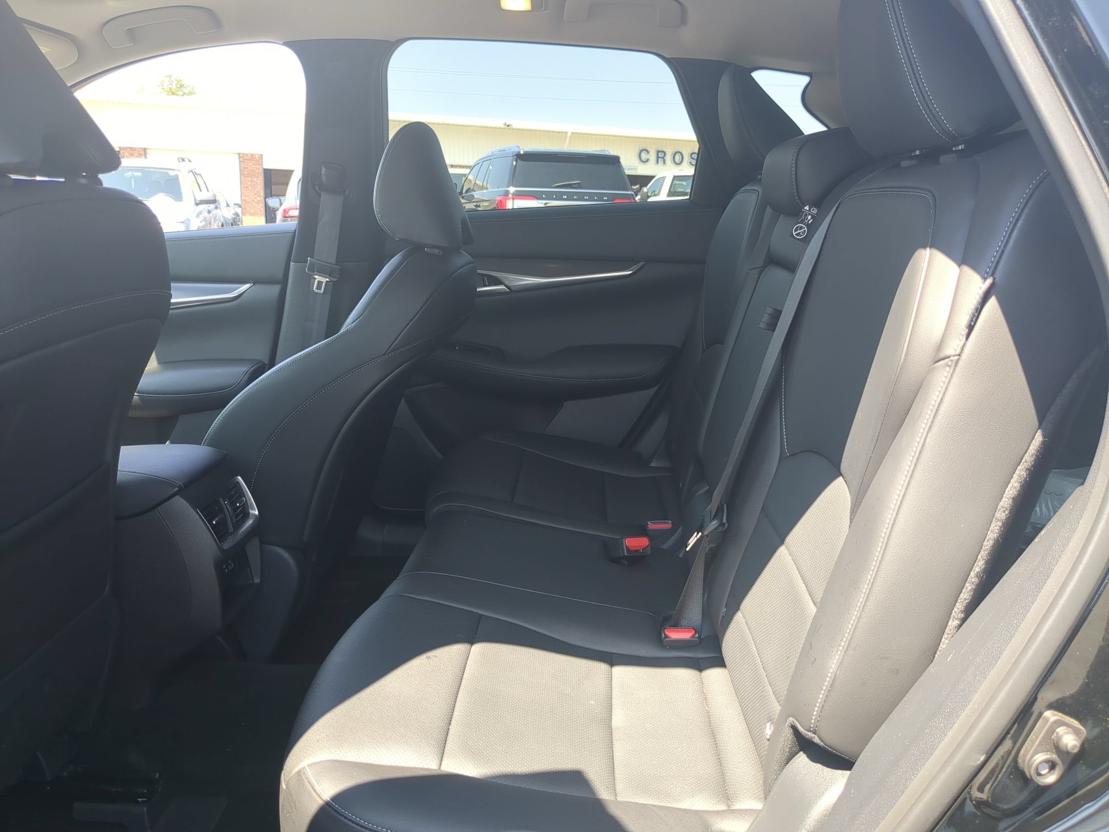 2025 INFINITI QX50 LUXE