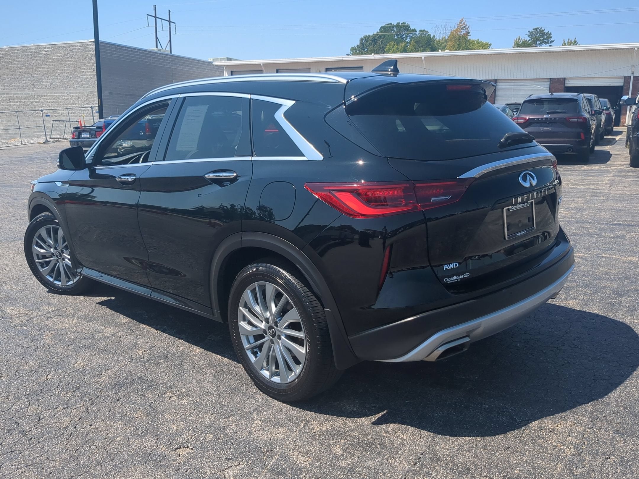 2025 INFINITI QX50 LUXE