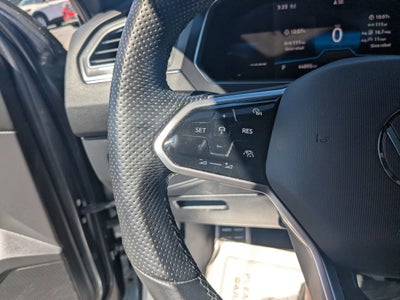 2023 Volkswagen Tiguan SE R-Line Black