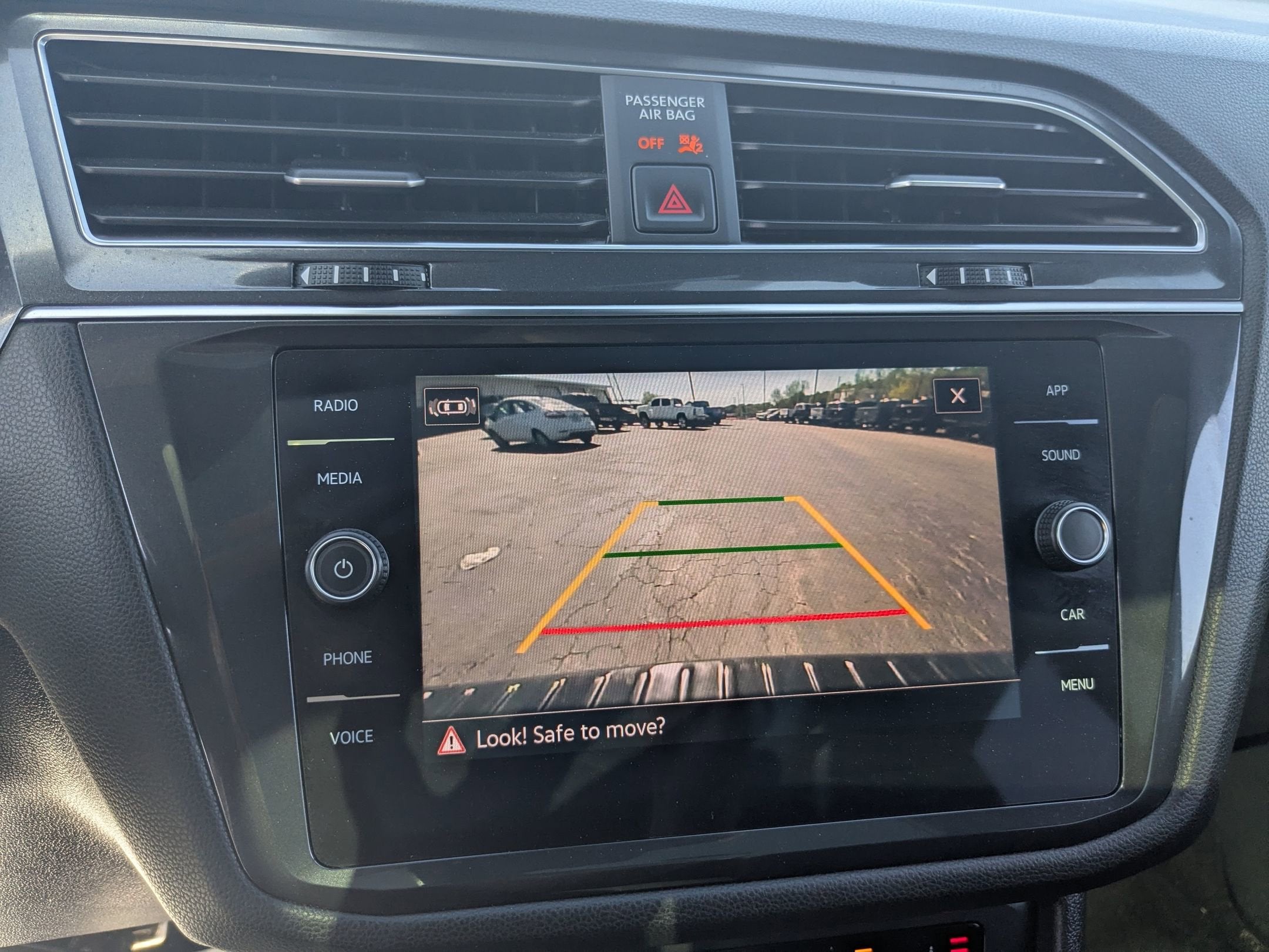 2023 Volkswagen Tiguan SE R-Line Black