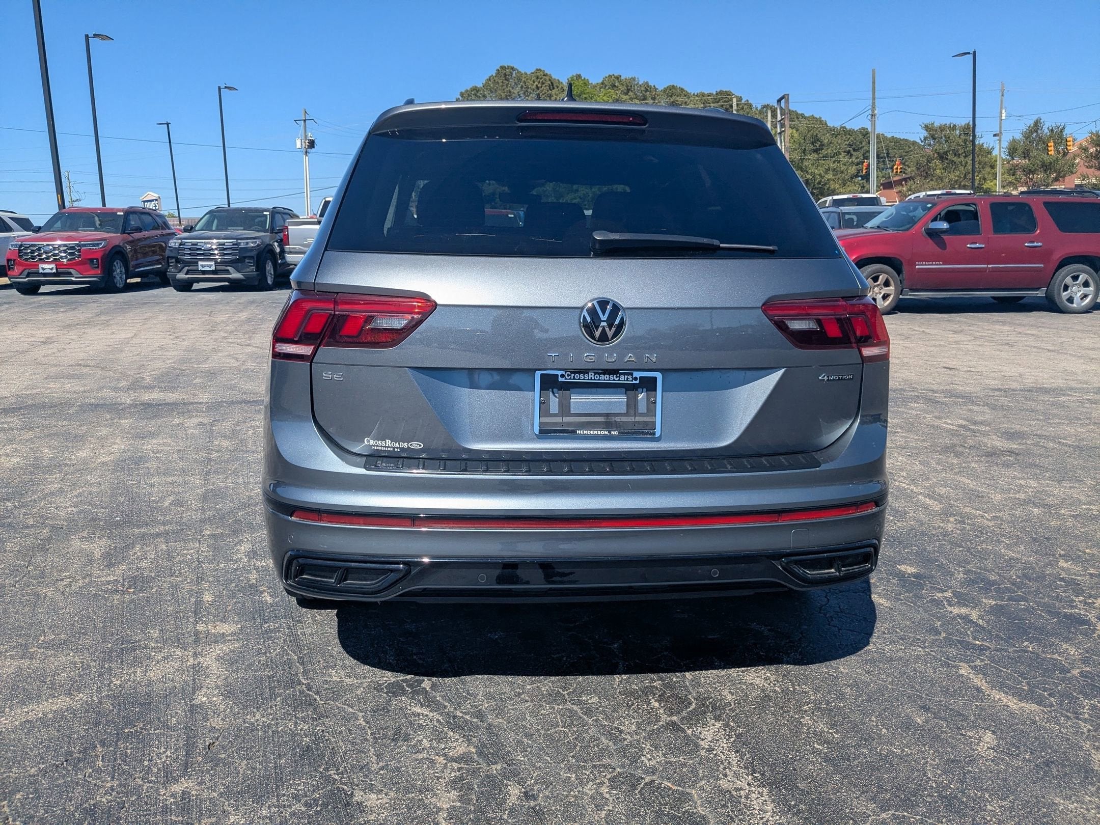 2023 Volkswagen Tiguan SE R-Line Black