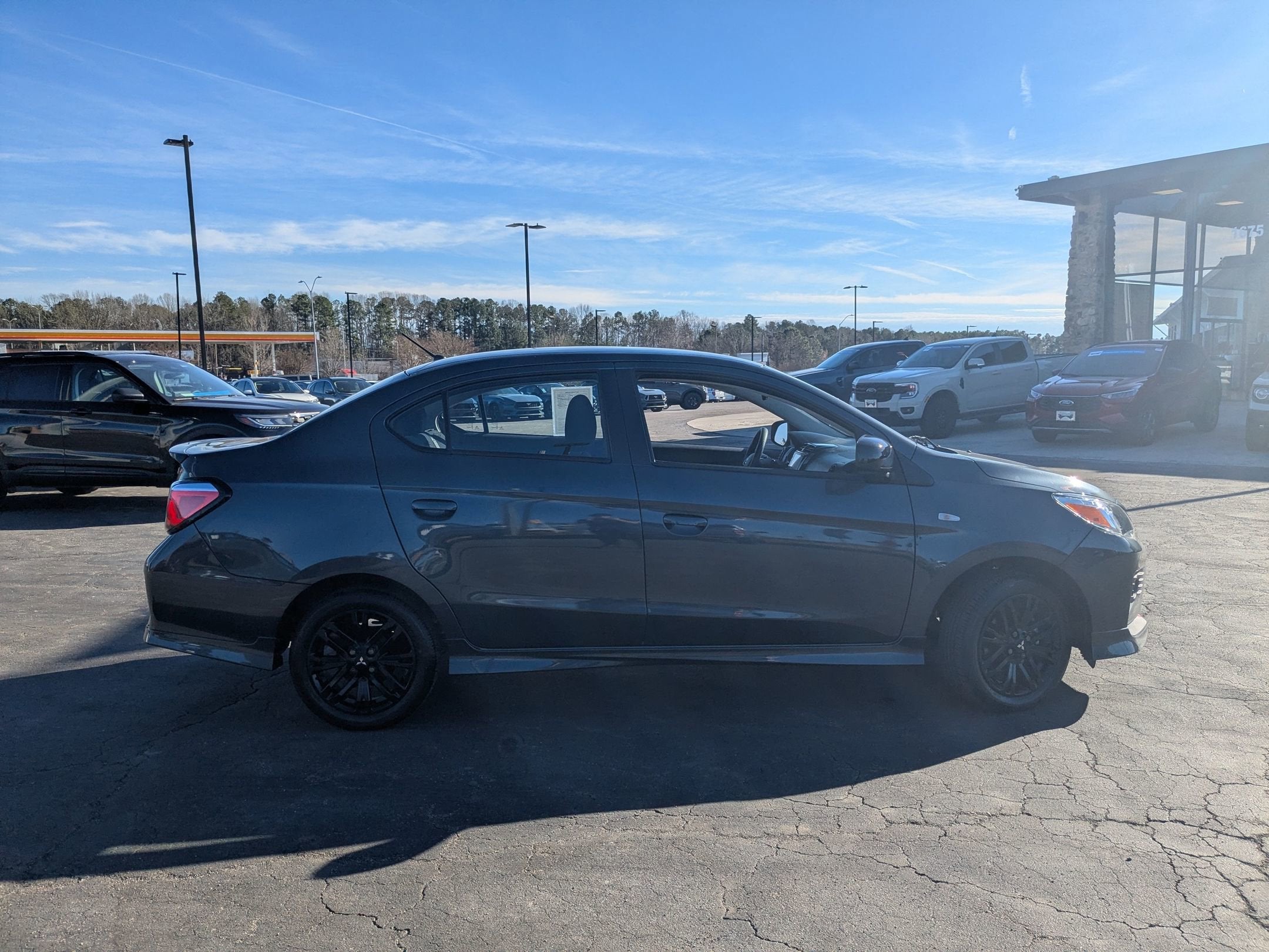 2024 Mitsubishi Mirage G4 LE