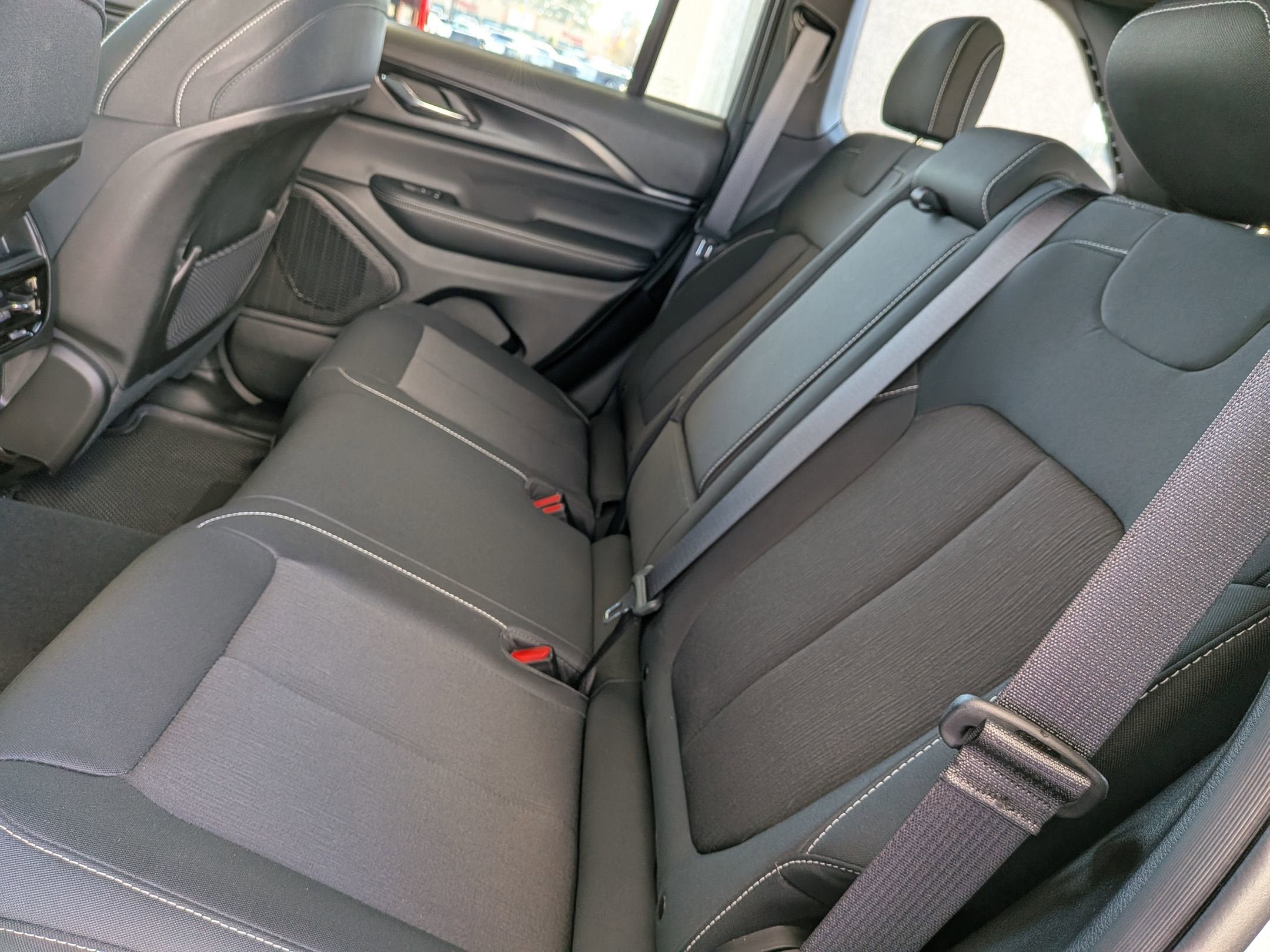 2024 Jeep Grand Cherokee Laredo X