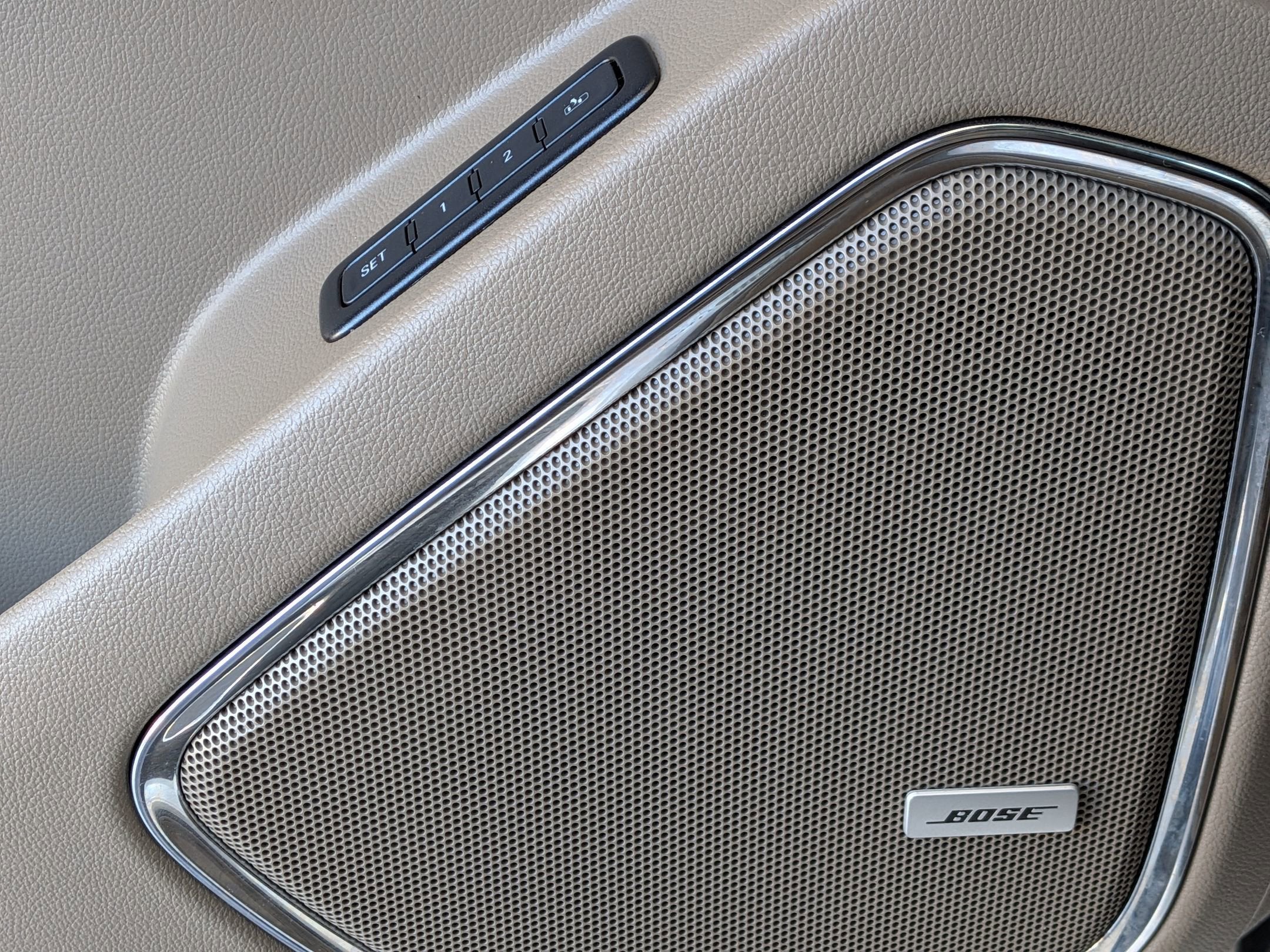 2017 GMC Yukon XL SLT