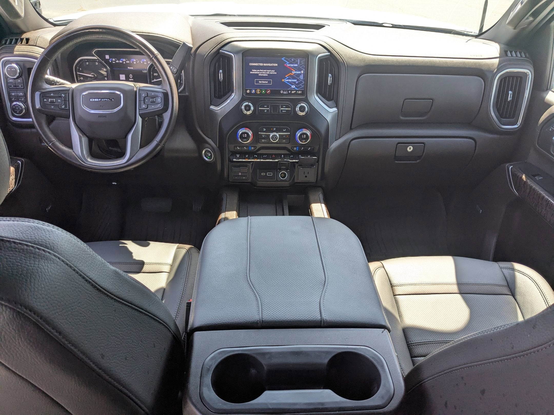 2023 GMC Sierra 2500HD Denali