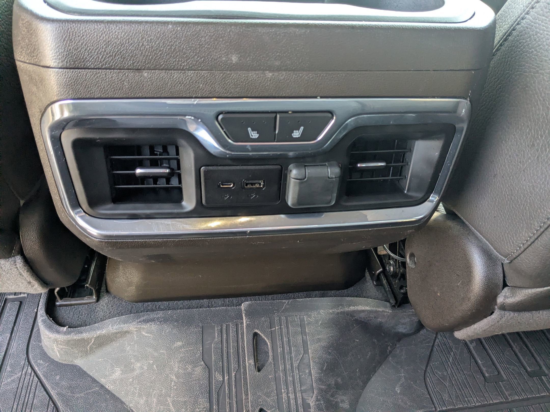 2023 GMC Sierra 2500HD Denali