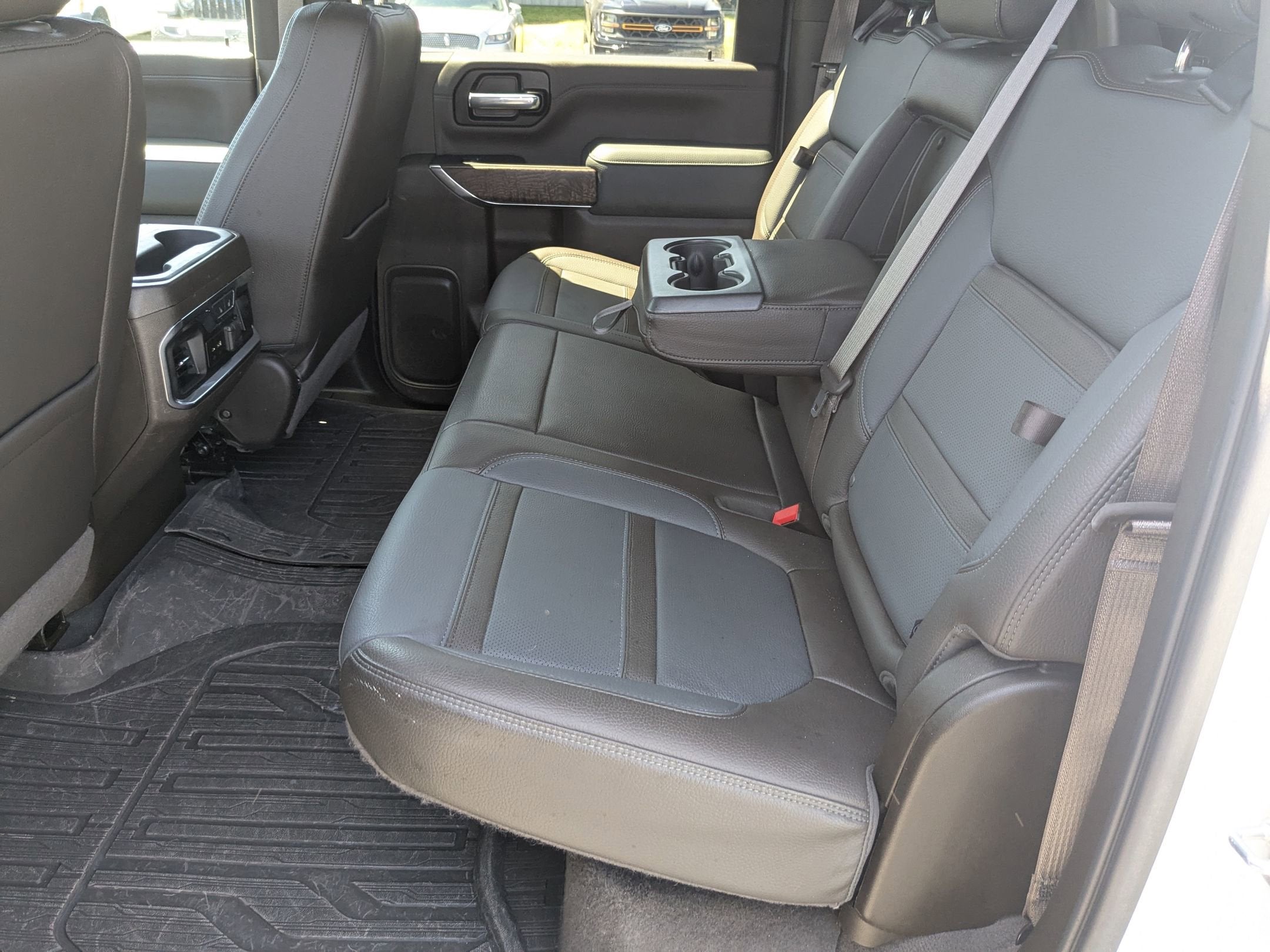 2023 GMC Sierra 2500HD Denali