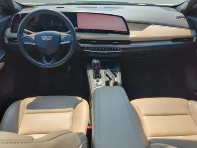 2024 Cadillac XT4 FWD Premium Luxury