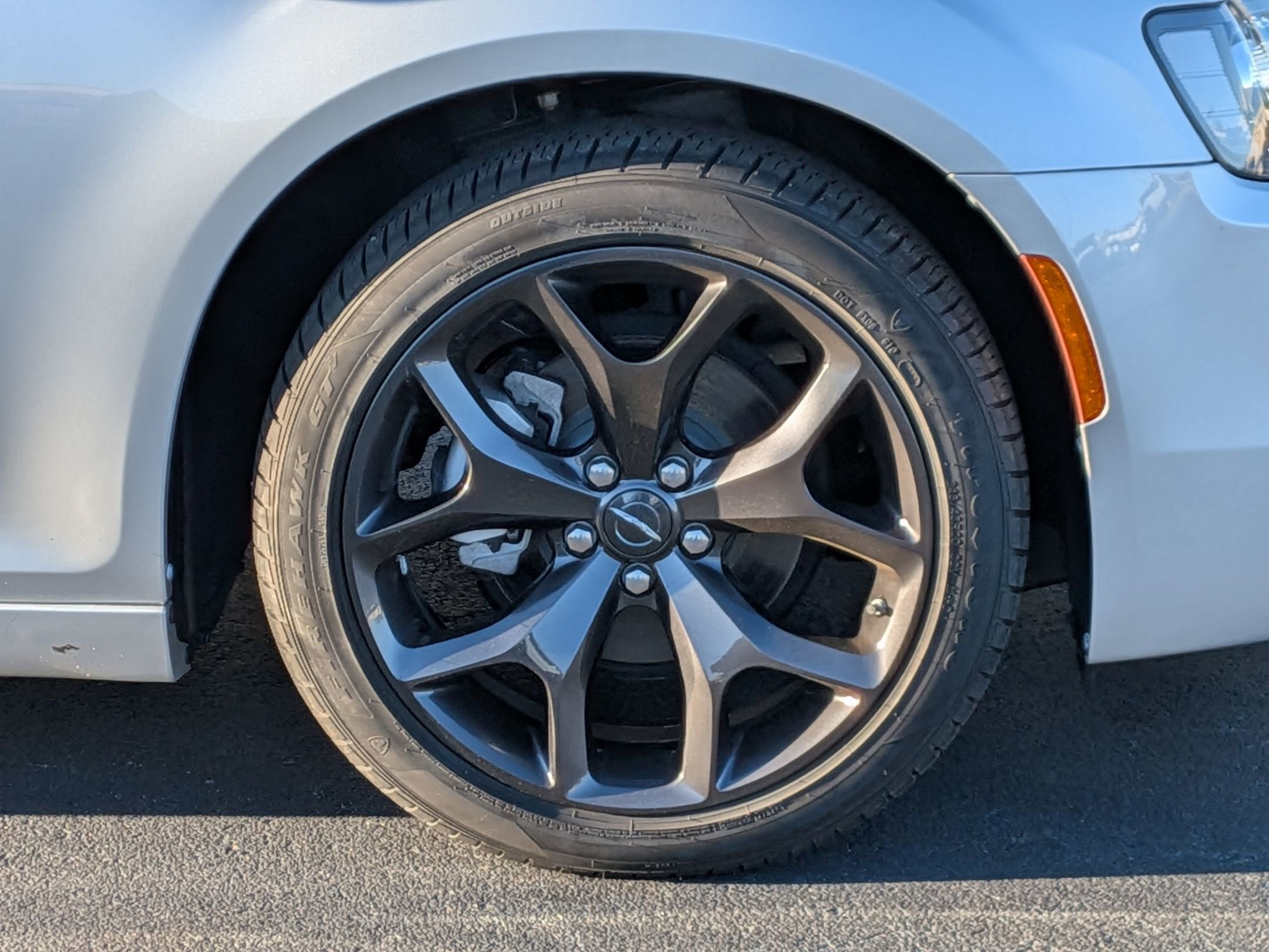 2023 Chrysler 300 Touring