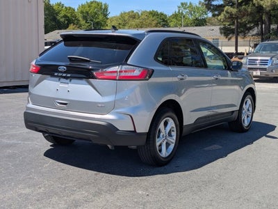 2022 Ford Edge SE