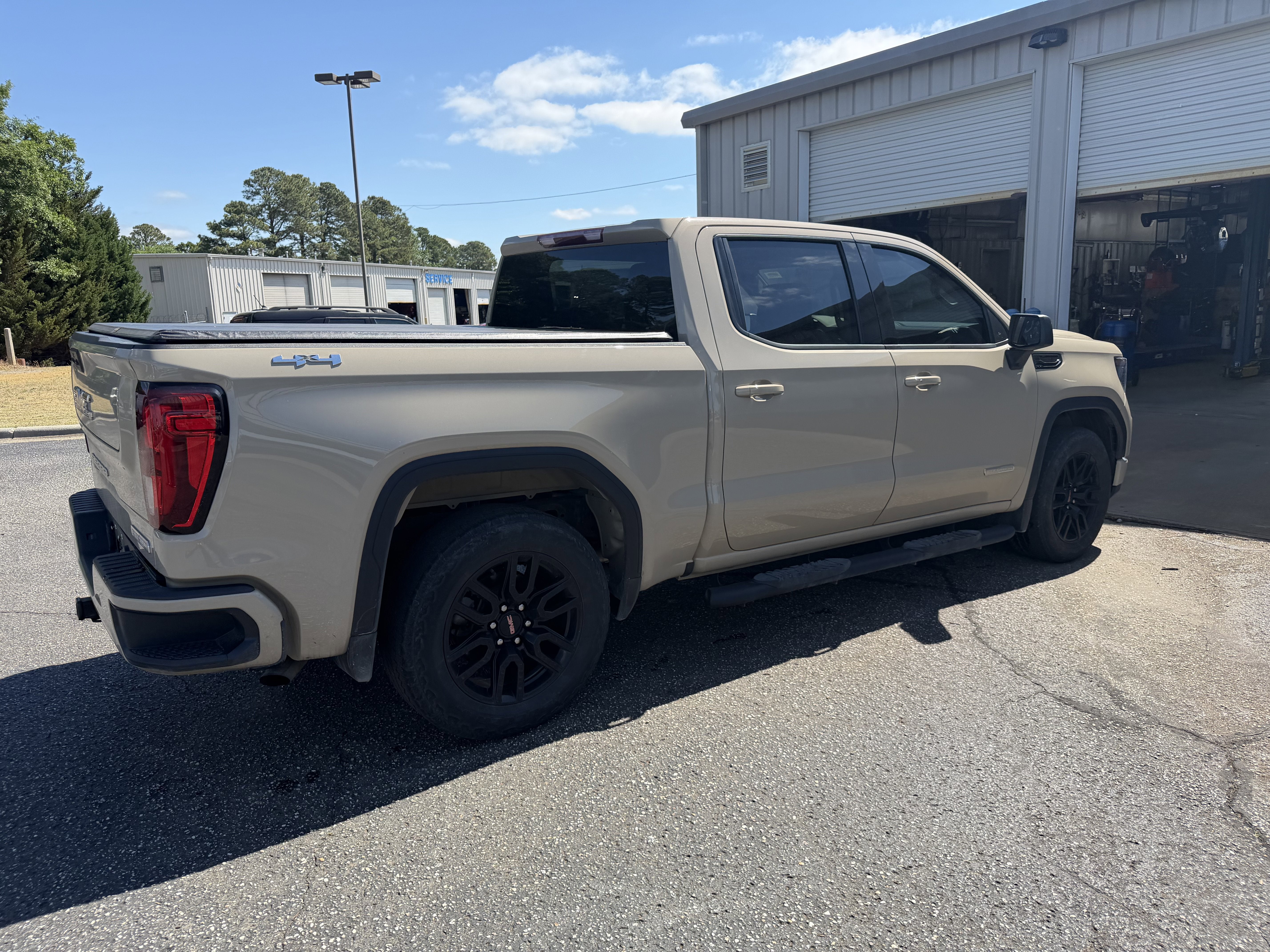 2022 GMC Sierra 1500 Elevation