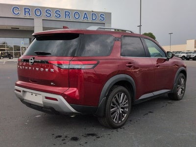 2024 Nissan Pathfinder SL